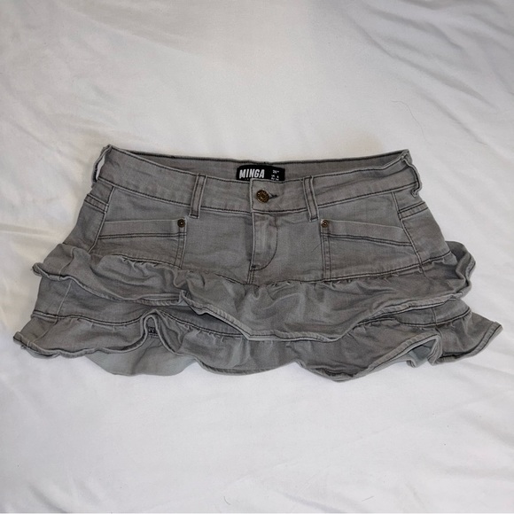 MINGA LONDON Kat Washed Grey Denim Y2K Mini Skirt - Picture 2 of 5